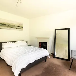 Look No Further The Stable Block In Beautiful Beaufort House 2 Bedrooms Apartment Bath